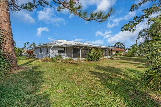 Building Photo - 2544 Carlisle Pl