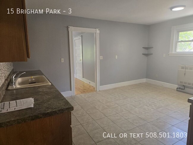 Photo - 15 Brigham Park Unit 3