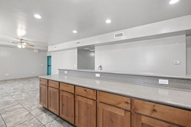 Photo - 50 N Mountain Ave