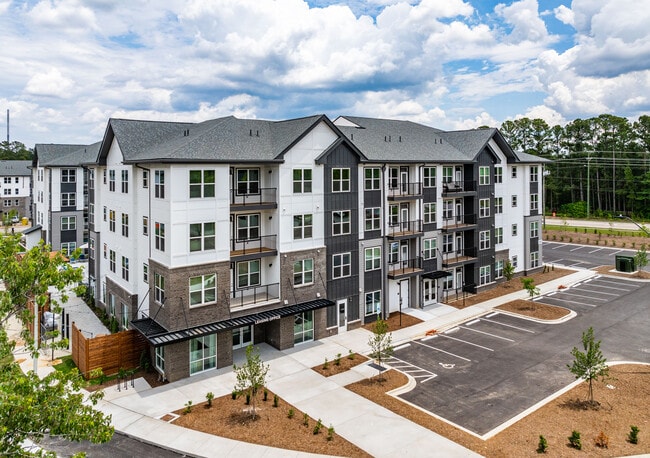 Exterior - Ironwood on North Salem