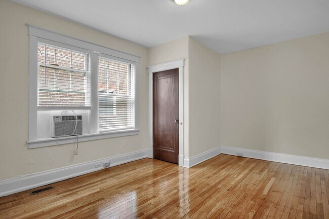 Photo - 7230 Amherst Ave Unit FF