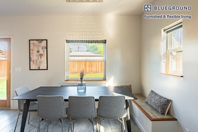 Photo - 760 N 17th St