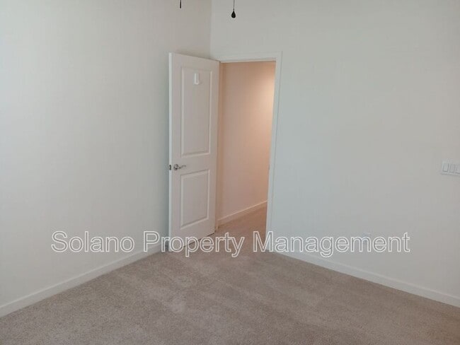 Photo - 1284 Warmth Ct