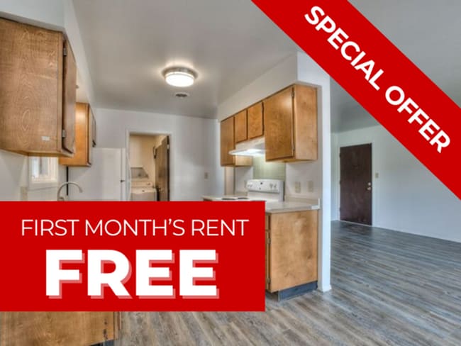 Building Photo - 1st Month Free Rent!!! with a 12 month lea... Rental