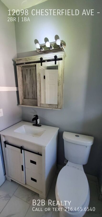 Photo - 12098 Chesterfield Ave Unit 2