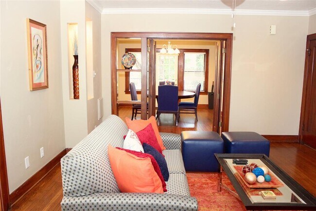 Photo - 2310 Arbor St