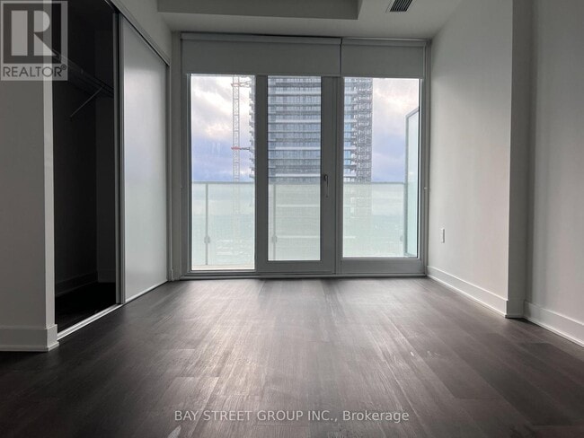 Photo - 3900 Confederation Pkwy Unit 5207