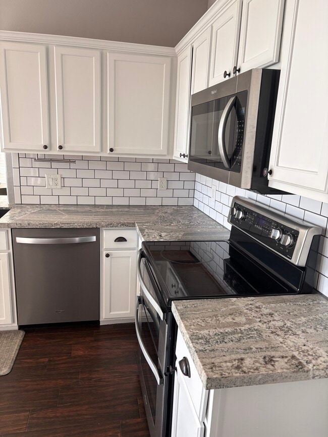 Photo - 1350 S Greenfield Rd