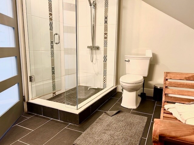 Photo - 87 Main Street North