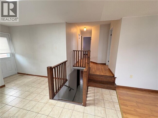 Photo - 358 Templemead Dr