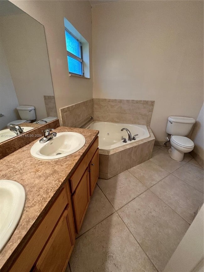 2988 NW 7th Ct