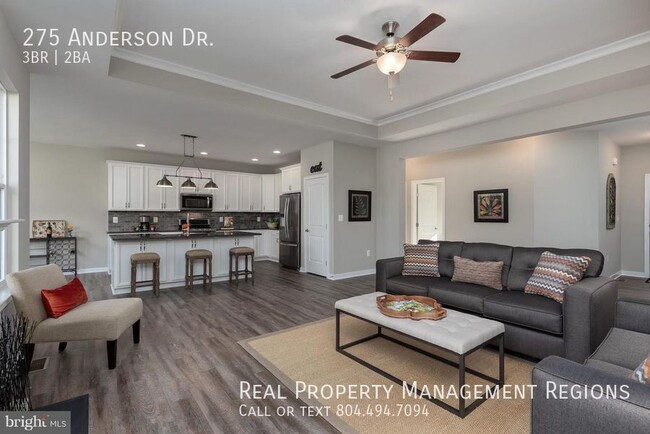 Photo - 275 Anderson Dr