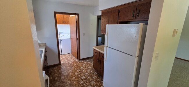 Photo - 141 Maple Ave S Unit 141-3 Maple Ave