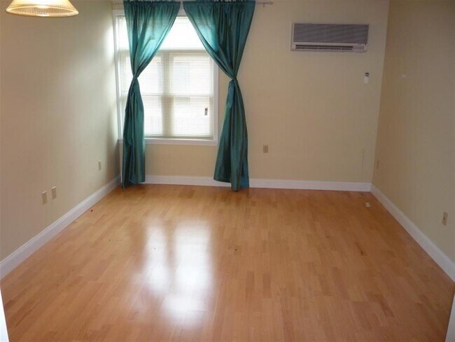 21 Brookline St Unit 111