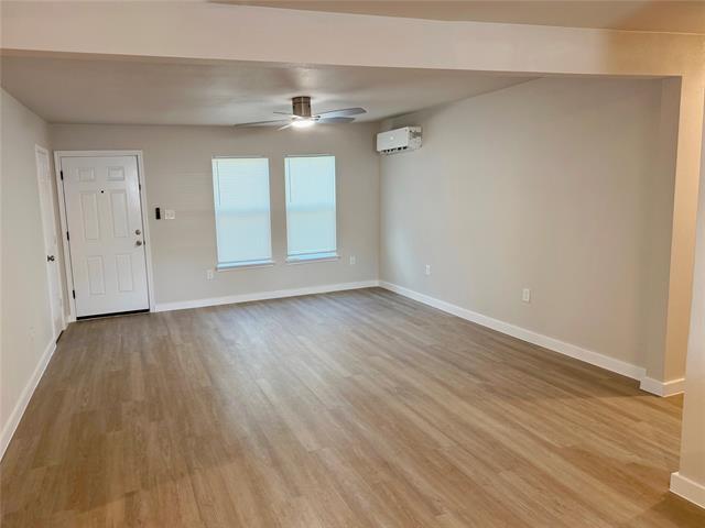 Photo - 399 Blackbourn St