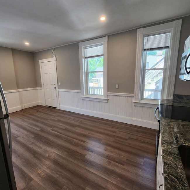 80.5 Maple St Unit L