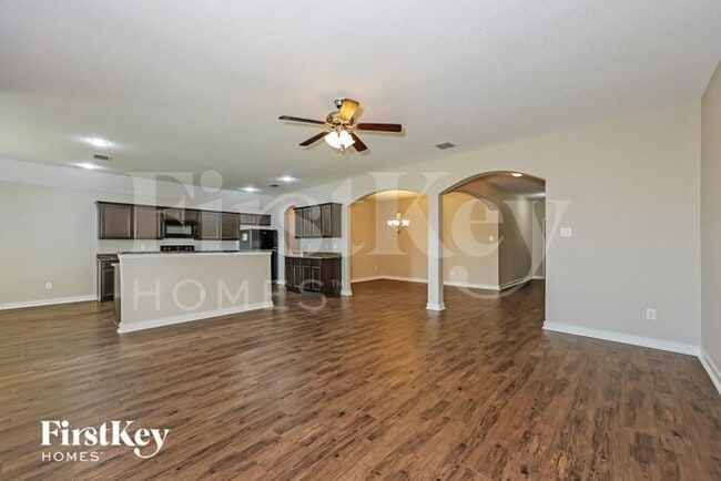 Photo - 708 Woodcrest Dr