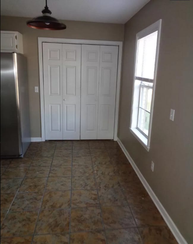 Photo - 3 Bed/ 3 Bath located just off South Lamar...