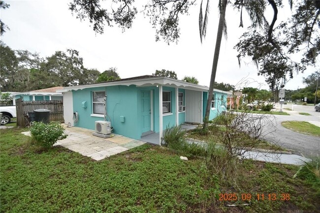 Photo - 600 Beltrees St