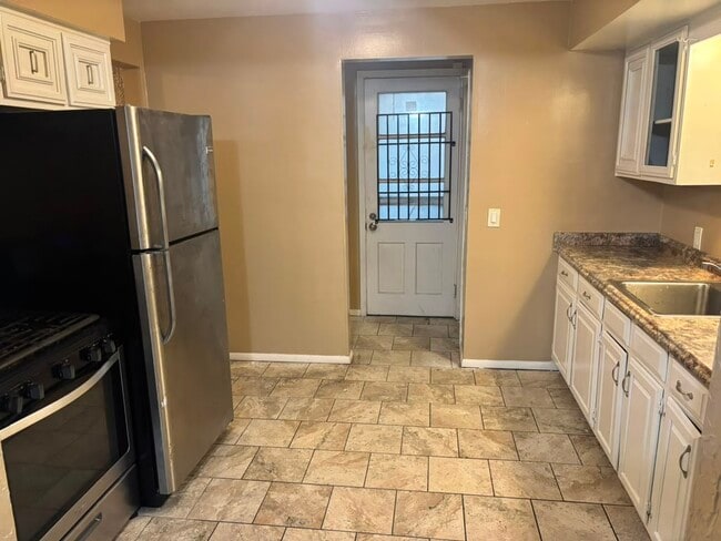 Photo - 8610 Jeffries Ave