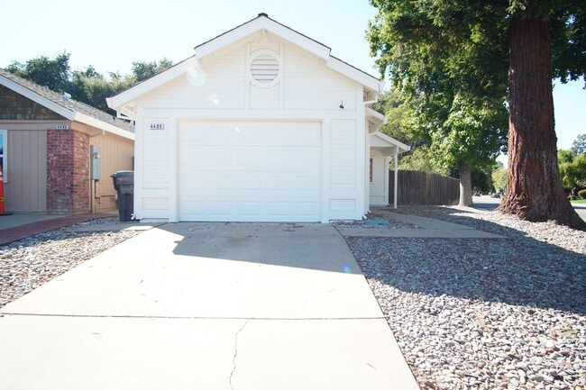 Photo - 4400 Sunrise Ct