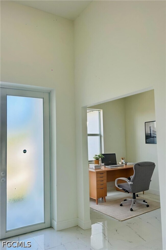 Photo - 2022 Xelda Ave N