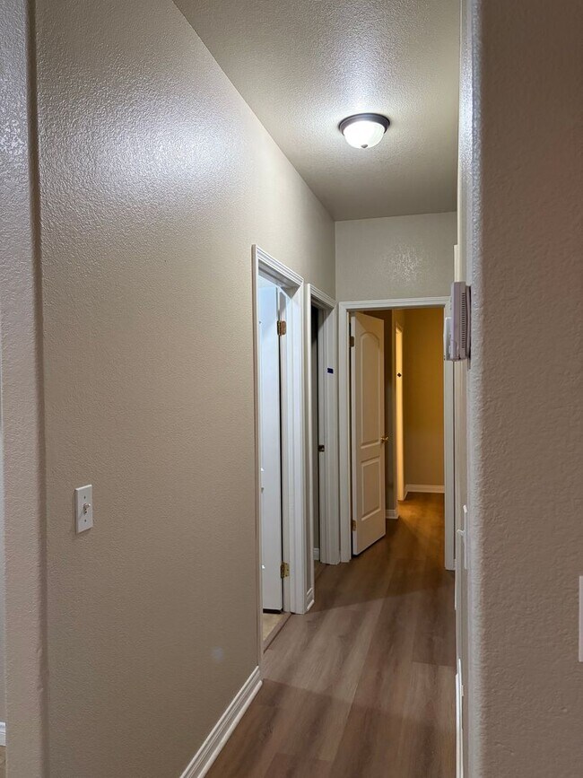 Photo - 8001 Walpole Ave Unit B