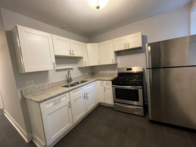 Photo - 851 N Mozart St Unit G