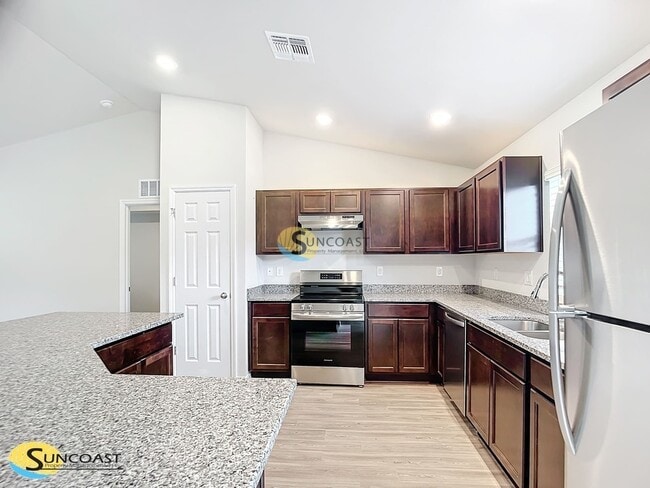 Building Photo - 8608 N Gilovu Dr Rental