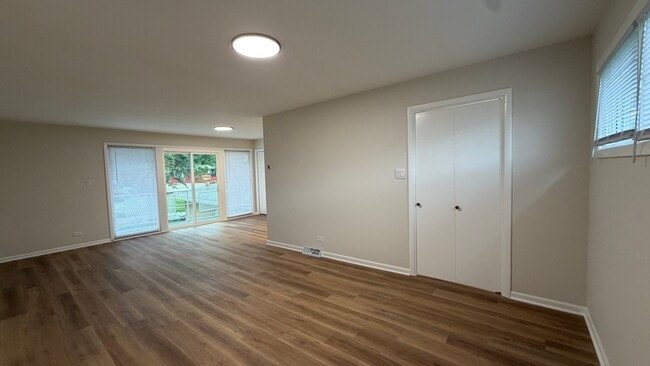 Photo - 219 N Park Dr