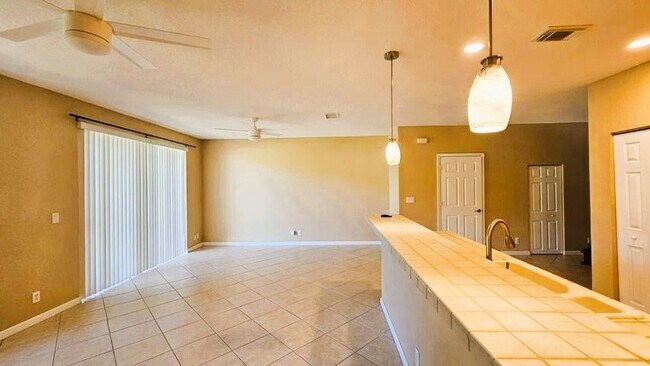Photo - 3027 N Evergreen Cir
