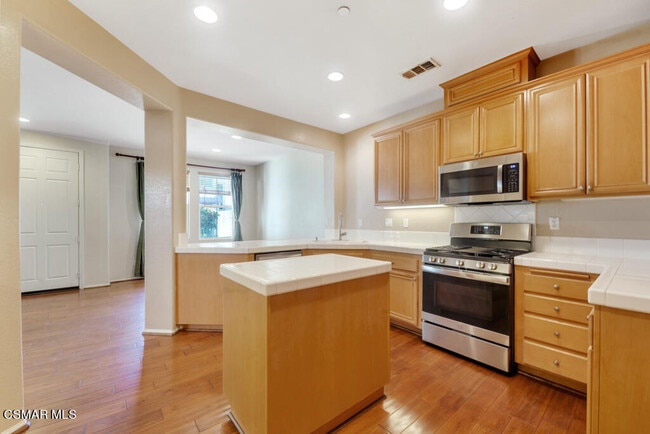 Photo - 122 Via Katrina