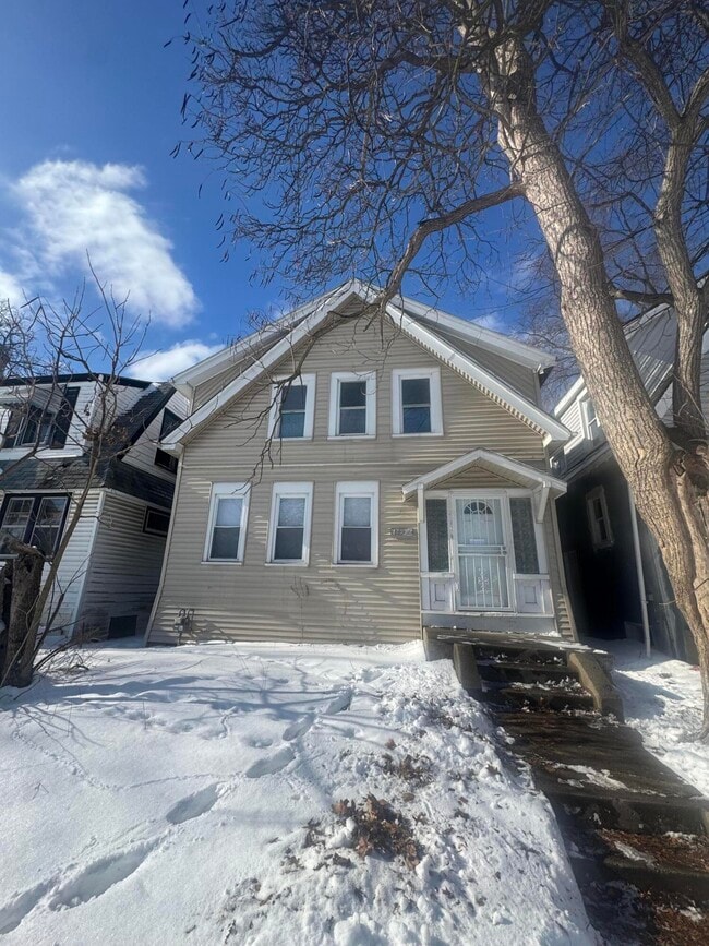 Photo - 16515 Log Cabin St