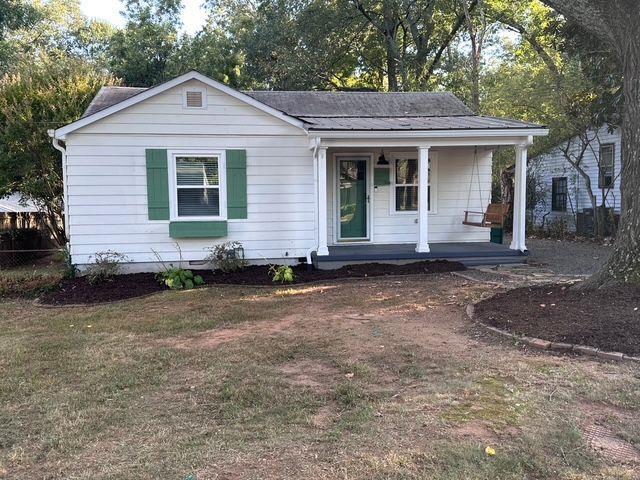 Photo - 1368 Marston St SE