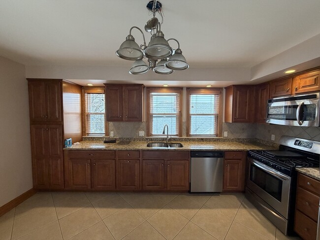 Photo - 35-37 John St Unit 3