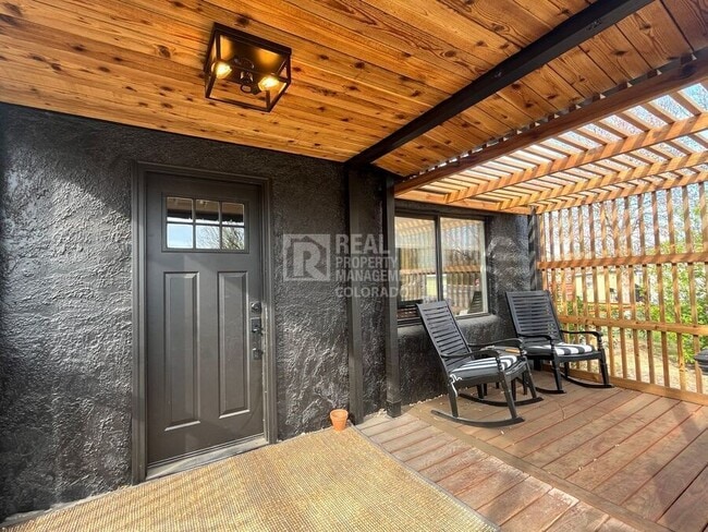 Photo - 108 Walnut St