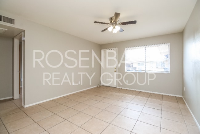 Photo - 826 E 4th Pl Unit B