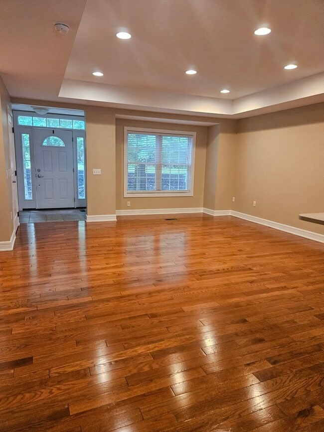 Photo - 680 Oakwood Ave Unit 1