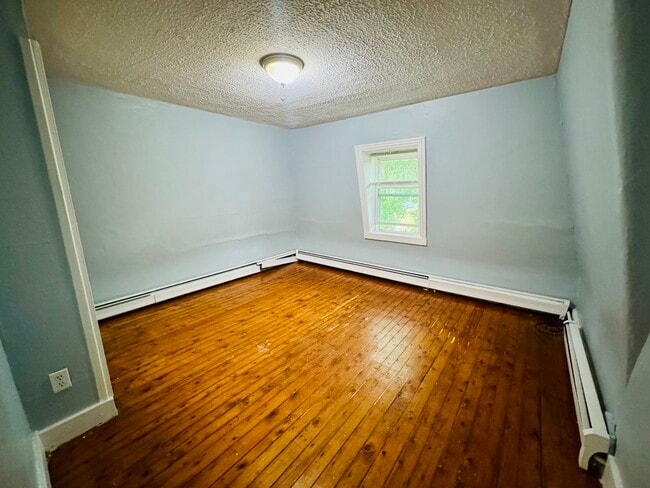 38 Ivy St Unit 3
