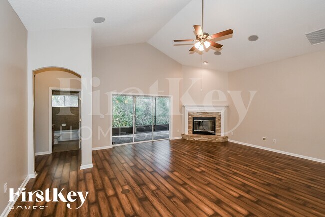 Photo - 652 Reflection Cove Rd