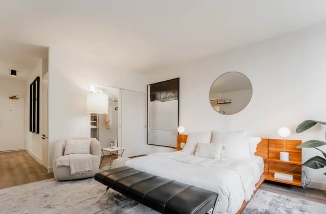 Photo - 11 E Chestnut St