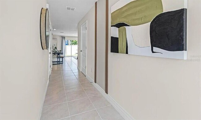 Photo - 528 Zinfandel Dr