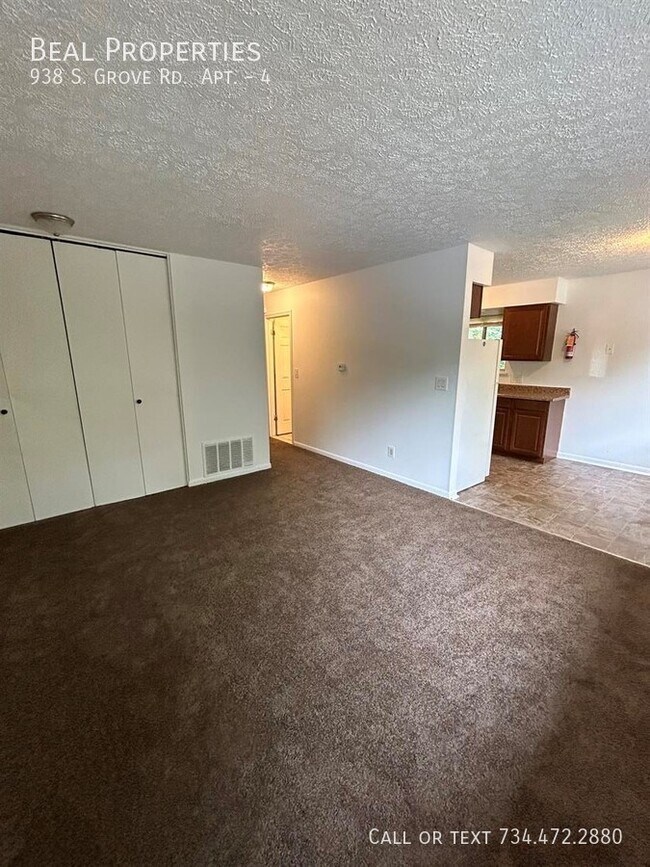 Photo - 938 S Grove St Unit 4