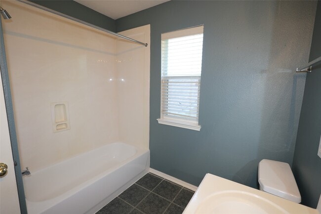 Photo - 4810 Zachary Ln