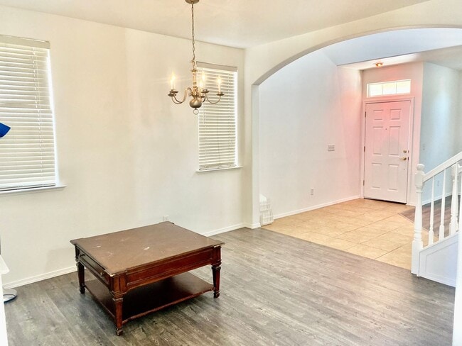 Photo - Spacious 4/2.5 off Fig Garden Loop