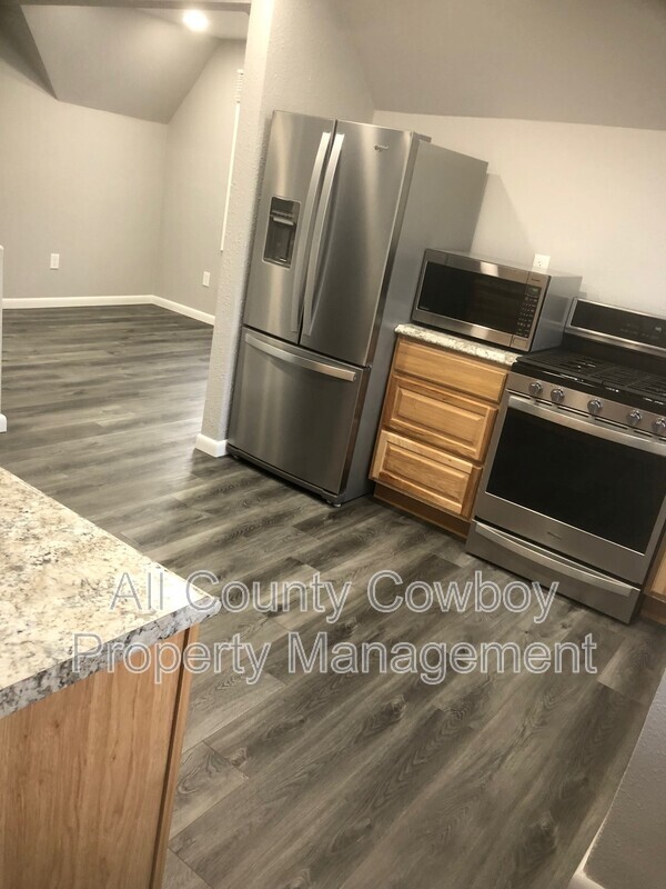 Photo - 719 S 6th St Condo Unit #3