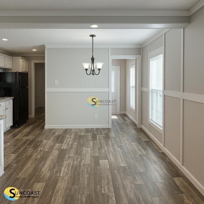 Photo - 6568 Coolidge St