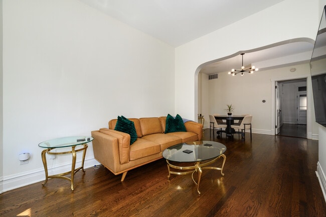 Photo - 2703 N Sacramento Ave