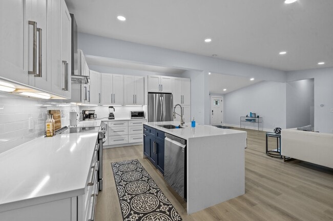 Photo - 8609 Cedarbrook Dr