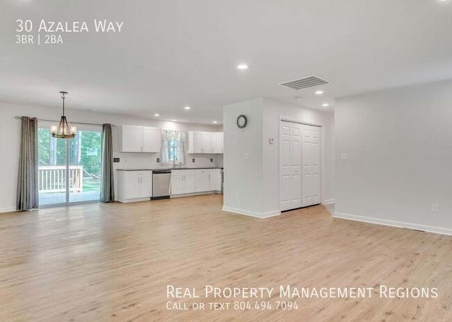 Photo - 30 Azalea Way